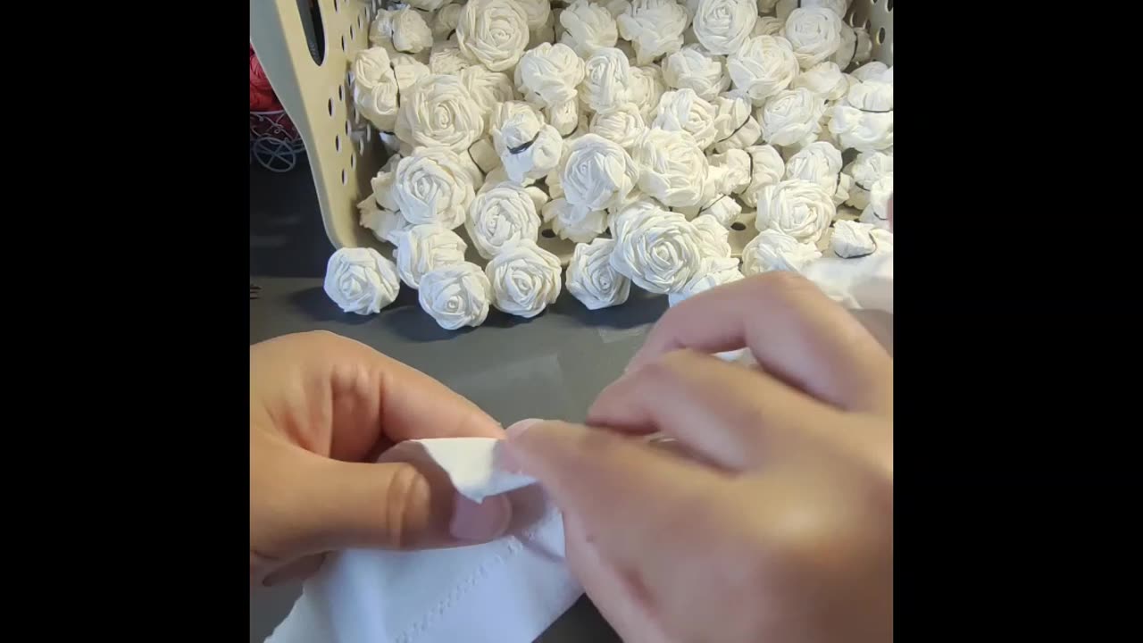 DIY Tissue Paper Flowers | Paper craft | Paper Flowers tutorial