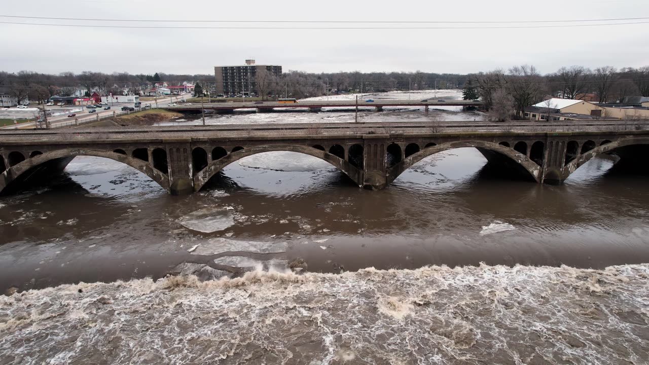 Ice Jam on the Kankakee River 2024