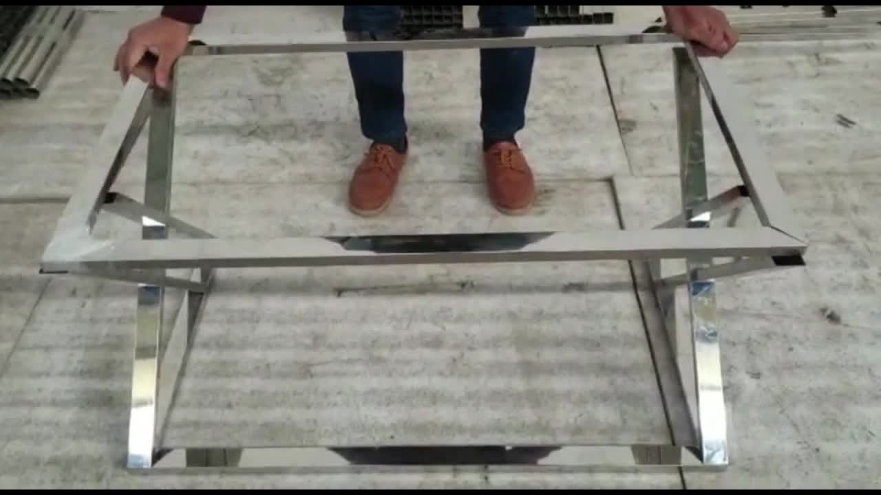 Assembling stainless steel tables