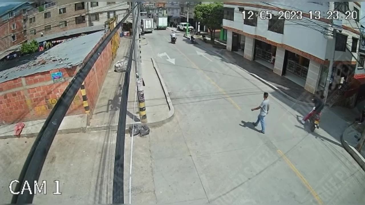 Niño es arrollado por motociclista en Floridablanca