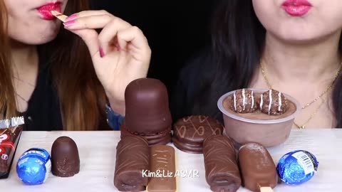 Asmr 🎶🎶chocolate Ice cream 🍨🍦🍨🍦