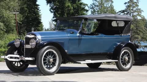 New Lincoln Model L100 Concept has a Cinema Floor