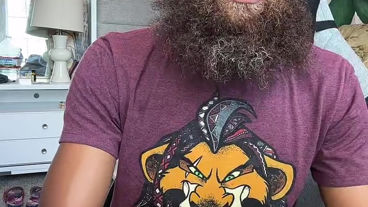 plant based tuna Sandwich Live with Rock Mercury