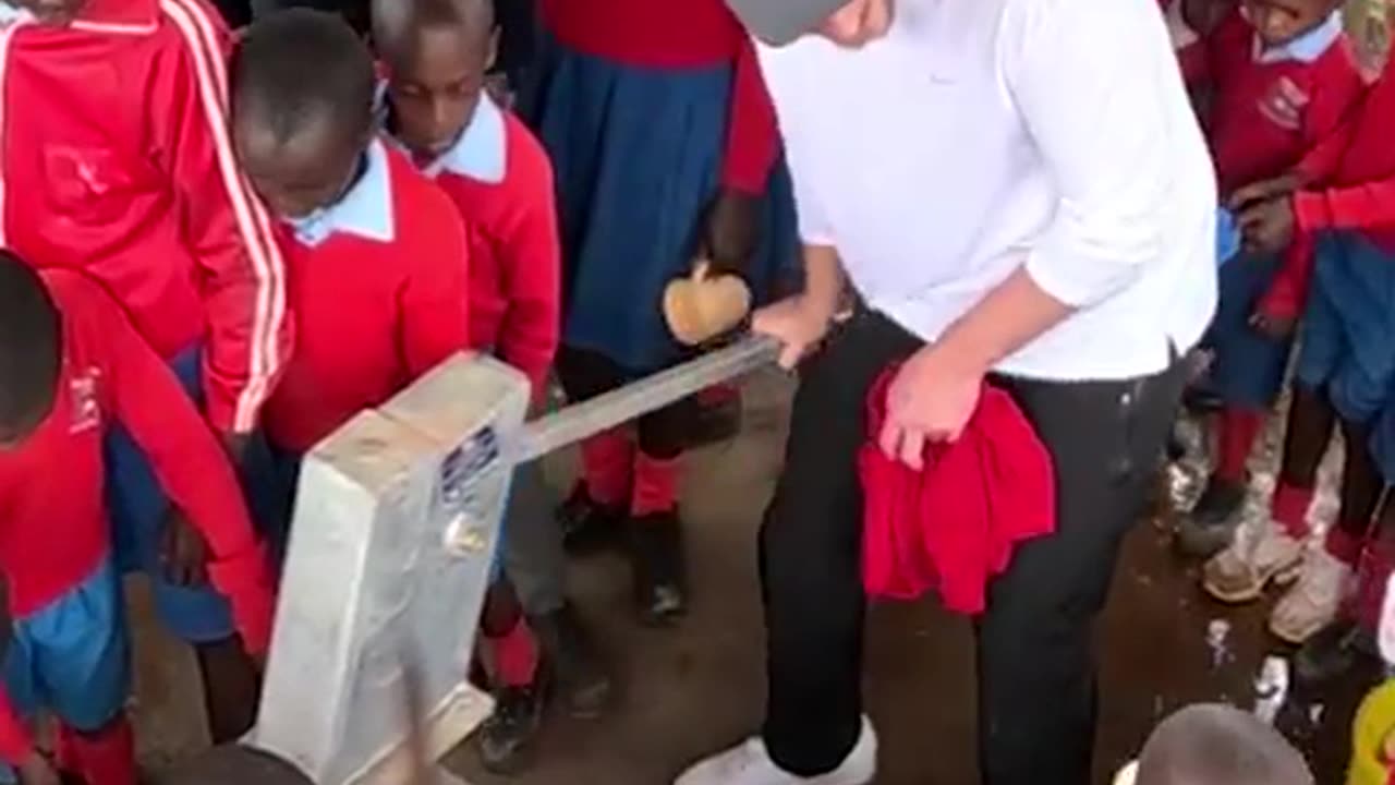 90 wells built in kenya in 2 minutes!