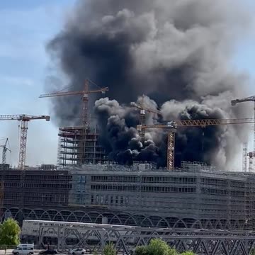 Multiple explosions and fire at construction site in Hamburg, Germany