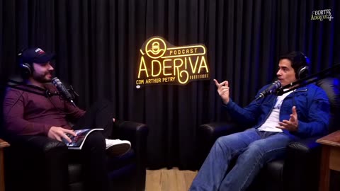 COMO É CRIAR HISTÓRIAS EM QUADRINHOS