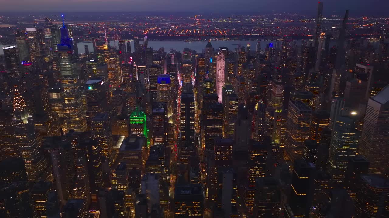 New York in 8K ULTRA HD - Capital of Earth