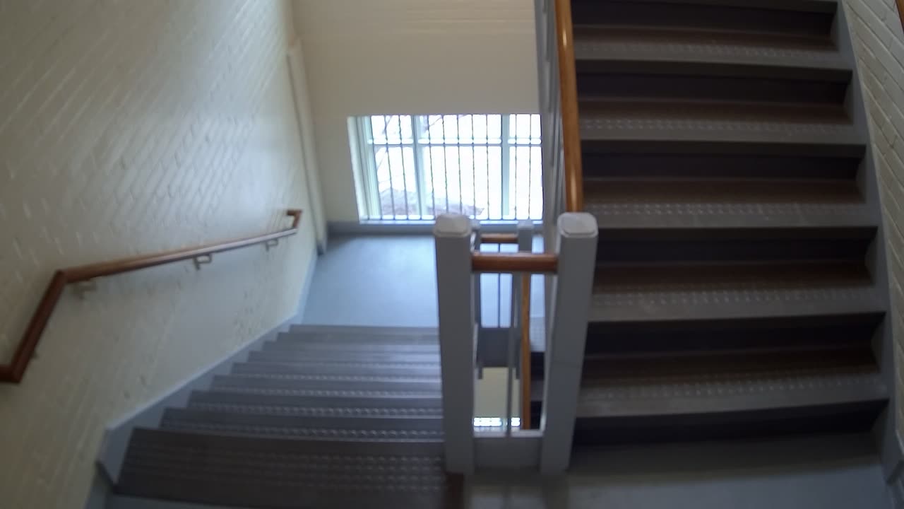 3896FHOB05Stair8_2021-01-06_12h19min02s837ms.mp4