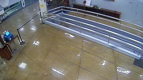 3064RHOBG3SubwayScreening_2021-01-05_17h00min01s297ms.mp4