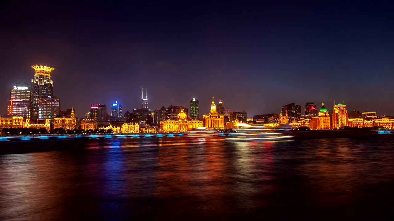 Ferries and cargo ships traffic in the river