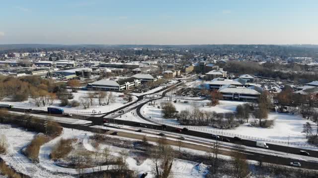 Good aerial scenery video, it makes me intoxicated.