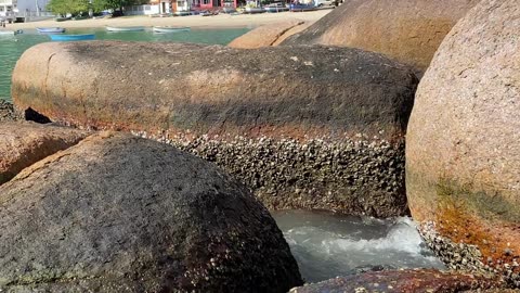 3/5 - Tour completo pela Prainha das Pedras em Governador Celso Ramos e uma Surpresa nada Agradável