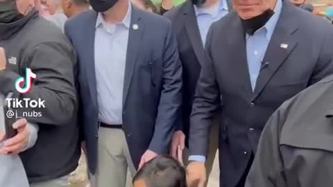 Joe take me out to dinner 🤣