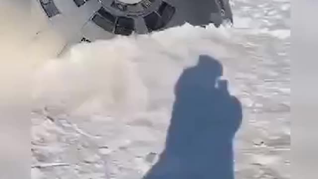 FLYING SAUCER FALLS IN THE SNOW AND NO ONE BELIEVES 2022