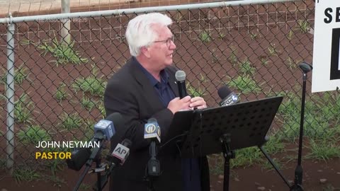 Hundreds gather to remember former fire chief fatally shot at Trump rally in Pennsylvania.mp4