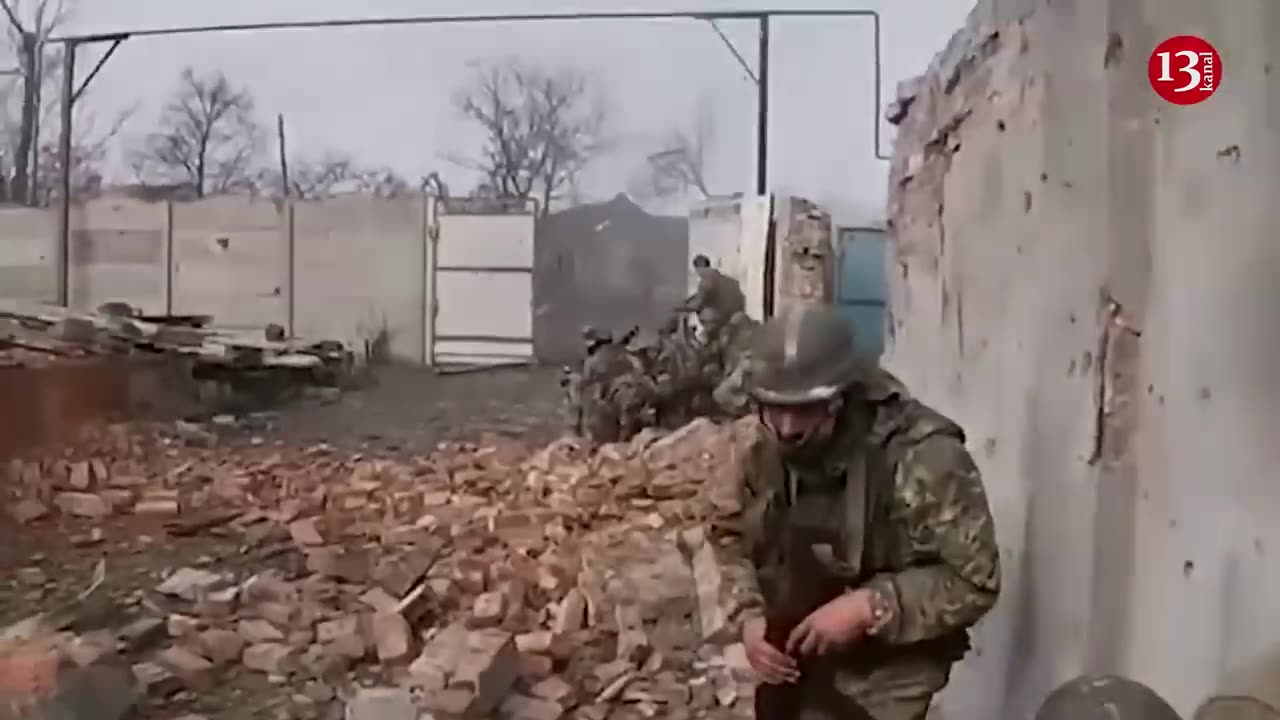 Helmet on his head saved the besieged “Wagner" member from death