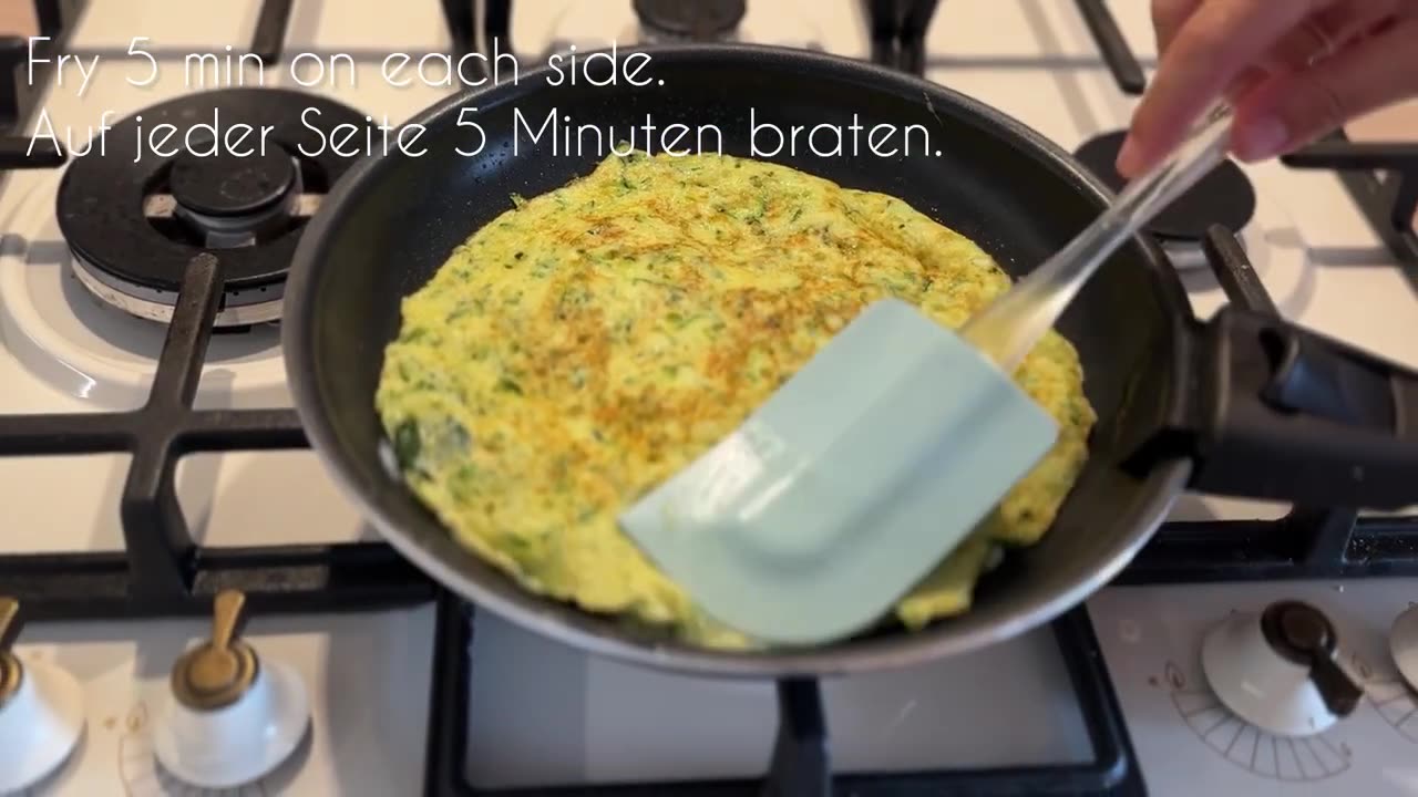 Quick, delicious and healthy zucchini breakfast! Eat and lose weight!