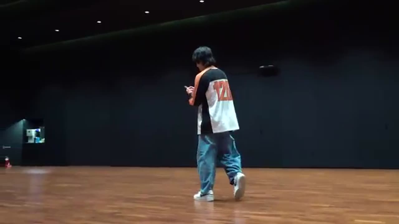 정국 (Jung Kook) ‘Seven (feat. Latto)’ Dance Practice Behind