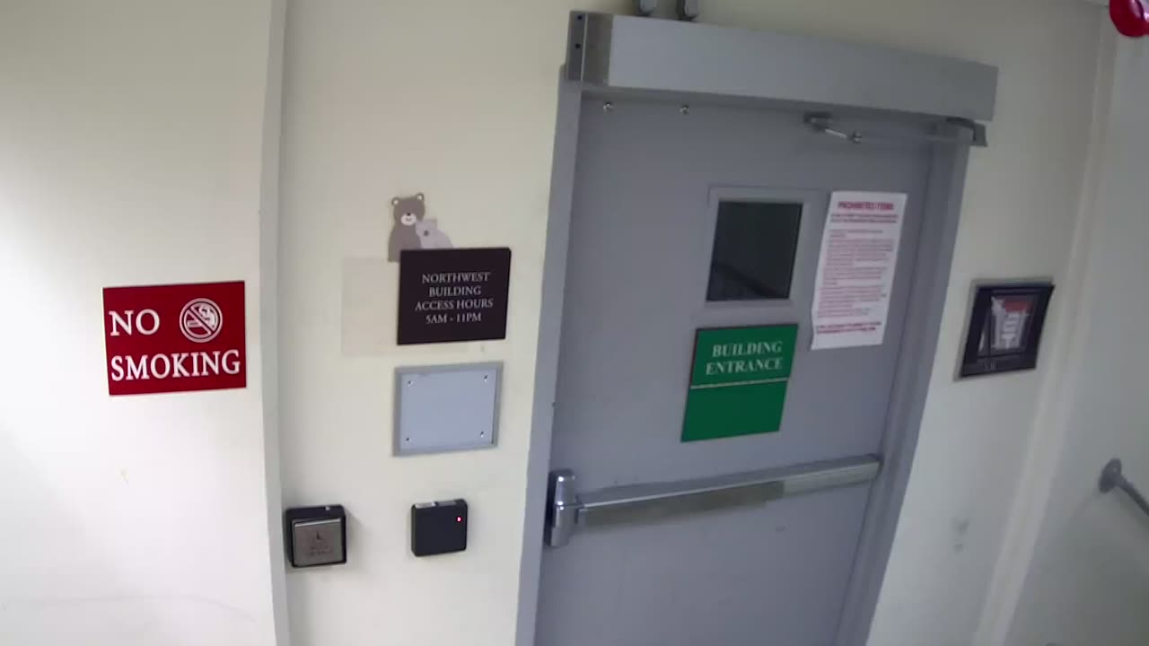 5181CHOBBANorthLobbyStair8_2021-01-05_22h20min02s057ms.mp4