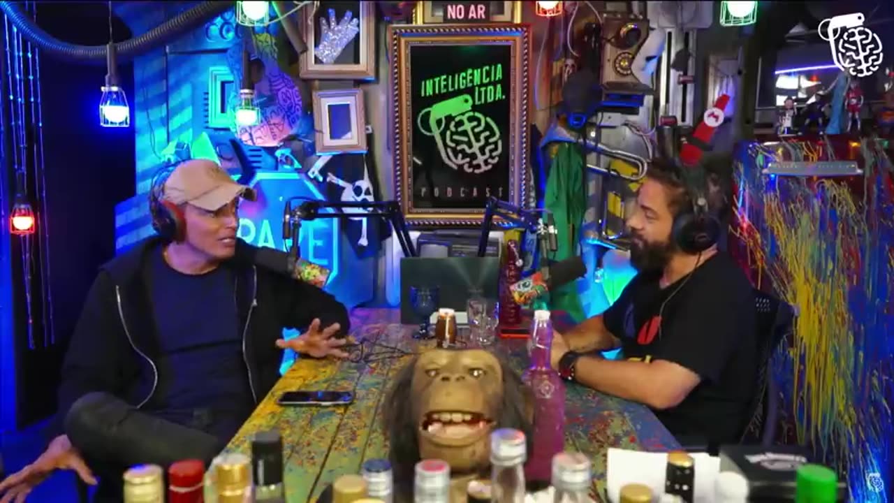 POLÊMICA DO BRUNO & MARRONE - LEO DIAS Cortes do Inteligência Ltda.
