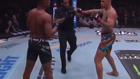 Alex Pereira Vs. Jamahal Hill