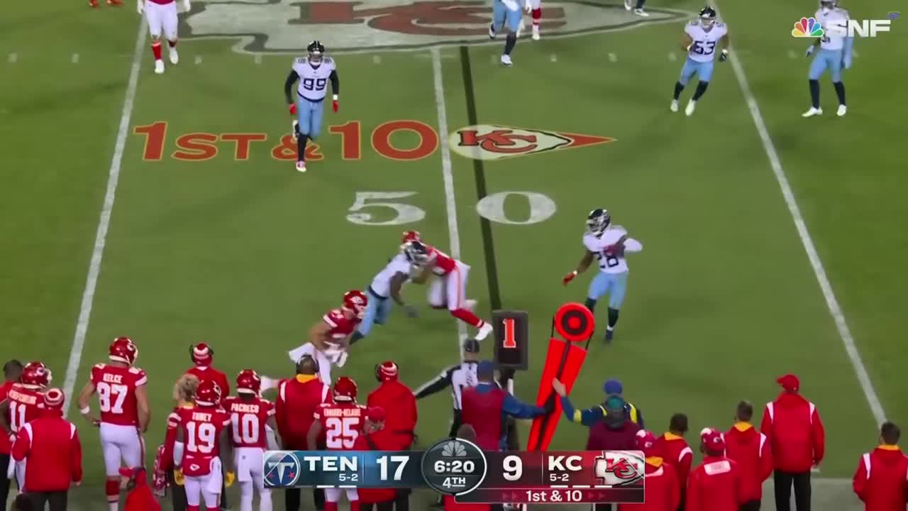 Patrick Mahomes BIG RUN on 3rd and long