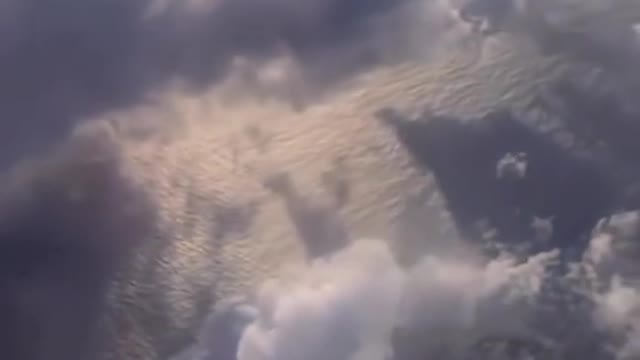 Can you share a sky in your mobile phone?