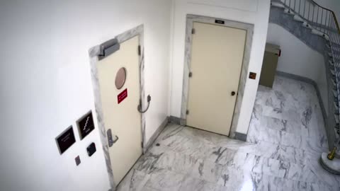 6130RHOBGRRGST4Stairwell4_2021-01-06_20h20min02s747ms.mp4