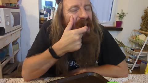 2022-11-08 (6) - grethuk - Twitch Triskelina