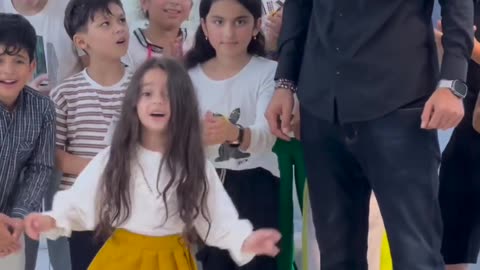 Cute Little Girl Dance got viral