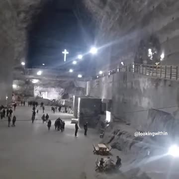 多數人不知道的世界，有人說…地底是“為某些特定隱密、數量密集 很龐大且不能讓公眾知道”的“交易”而建置的！看看壯觀的“地下通道”…