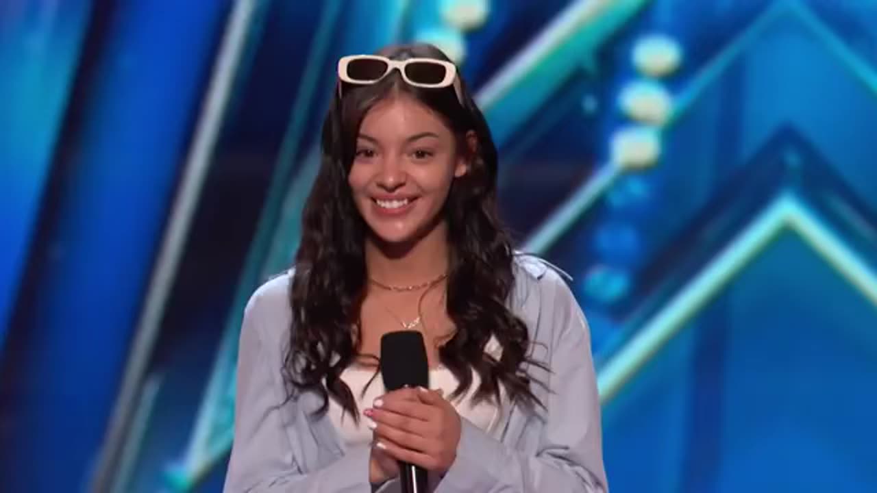 Summer Rios WOWS Simon Cowell "With Something in the Orange"| Auditions | AGT | 2023