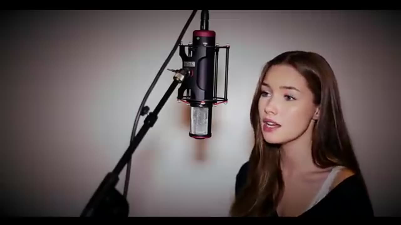 Alan Walker - Faded (Sara Farell Cover)