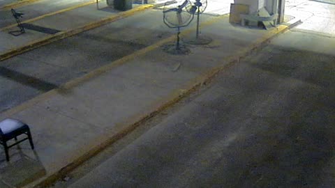 3138RHOBG3CStGarageLeftDoor_2021-01-05_01h04min30s677ms.mp4