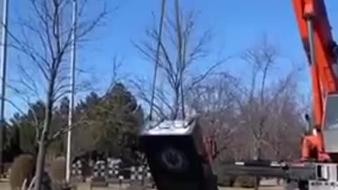 Monument to the first Ukrainian division SS Galichina was demolished in Canada It was installed in