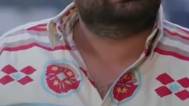 _لما تروح من الشغل تعبان وهيه بدها تطلع عالم