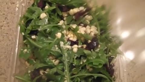 60 SECONDS TO RAW FOOD - CORNY ARUGULA SALAD RECIPE - May 31st 2011