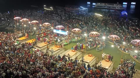 Famous Ganga Aarti