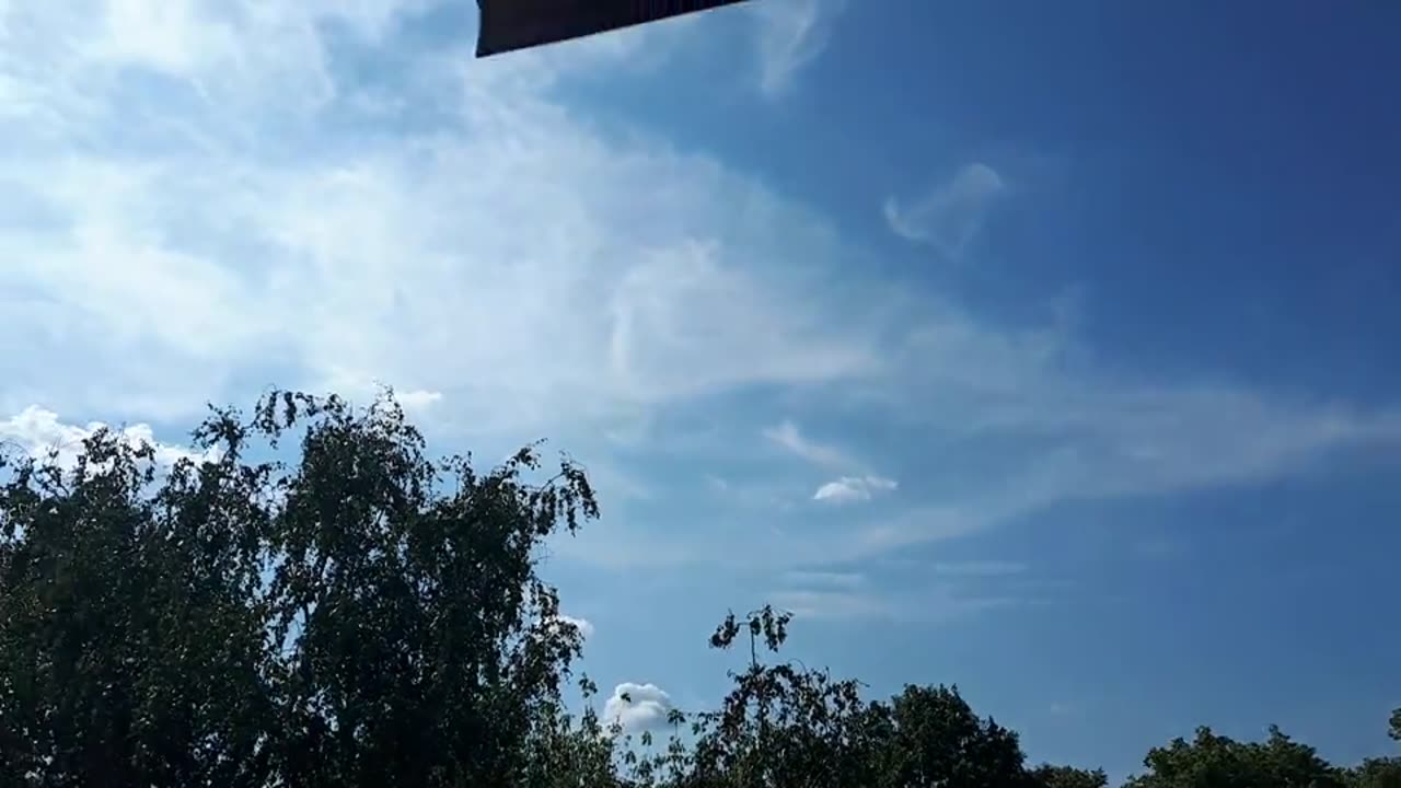 Himmel in Berlin am 1.7.2023 um 9:50 Uhr