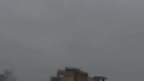 Thunderstorm ⚡On building