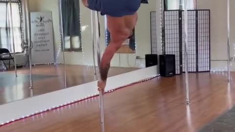 Who wants to take my #pole class! 😂