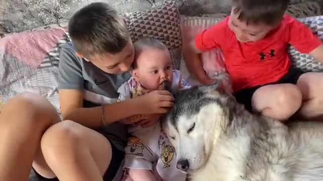 She BITES Her!! ðŸ˜ðŸ˜