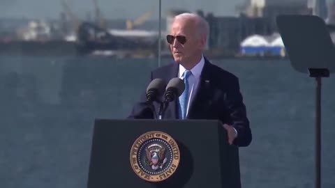 First he Calls MAGA "Garbage" & now Joe Biden seemingly threatens to Drown Donald Trump