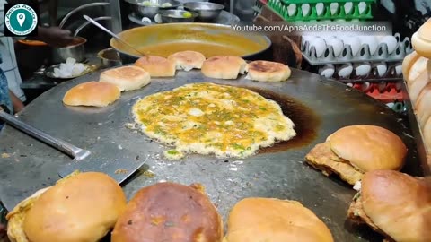 Special Egg Burger of India | Omlet Pav Making | Nagpur Street Food