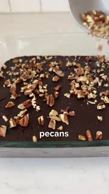 These Fudgy No-Bake Brownies are a quick, easy, and healthful way to satisfy your sweet tooth.