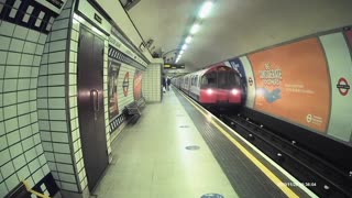 train arrives at leister square