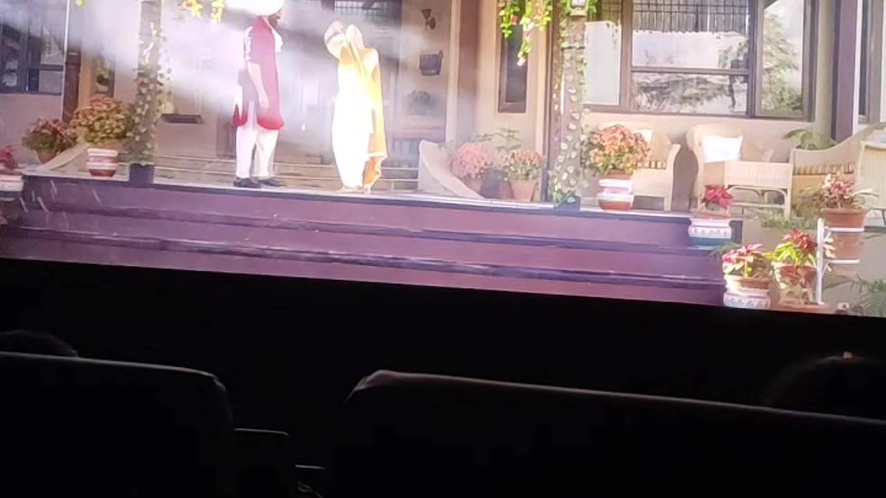 Udd jaa kala kava