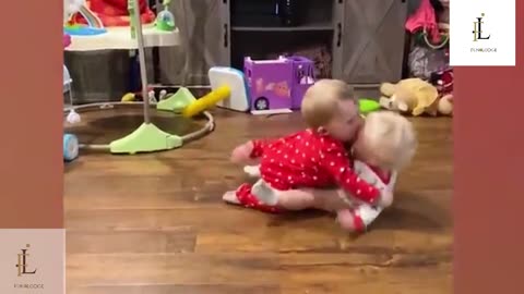 Unbreakable Bonds: Heartwarming Moments Between Baby and Pet