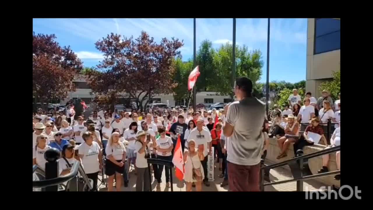 Hundreds of Manitobans gathered outside the Division D RCMP offices on Portage Avenue in Winnipeg To Demand Investigations Into Government For Crimes Agaianst Humanity