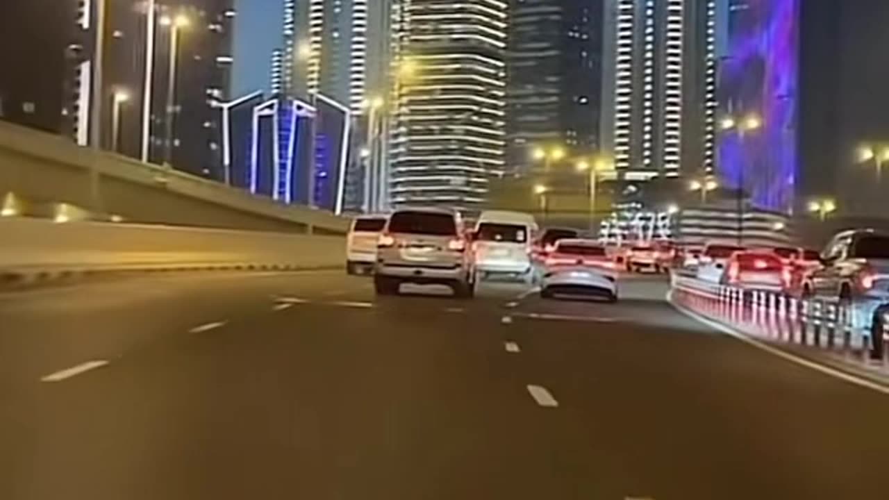 Dubai Street _ #viral #youtubeshorts #daudtvofficial #shorts